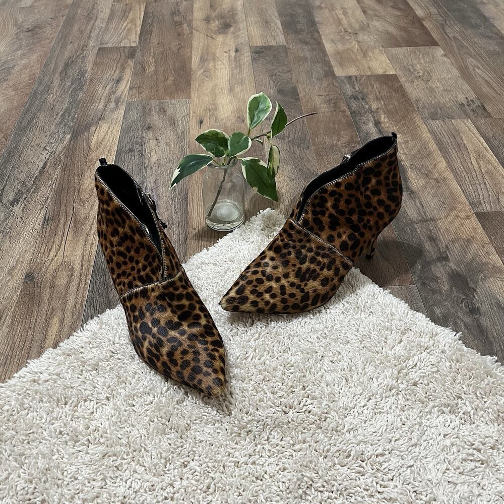 Boden Size 8.5 Leopard Print Leather Calf Hair Slip On Zip Up Alexa Booties